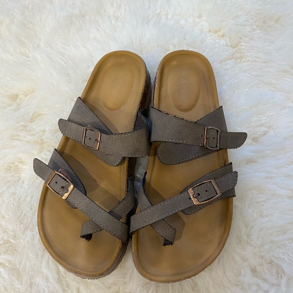 Girl Steve Madden Sandals - Picture 3 of 4